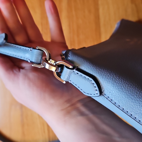 Kate Spade, Light Blue Crossbody Bag, Adjustable Strap, Like New Condition - Picture 8 of 14